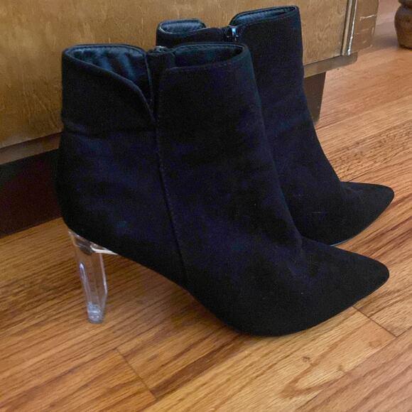 MARC NEW YORK- Andrew Marc - Black Ankle Boots w/ Clear Heels - Size 8M - NWOT - Picture 1 of 10